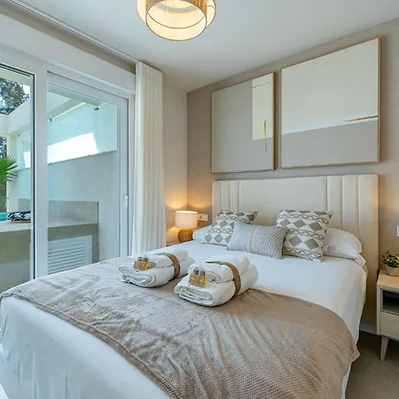 797 - Lujoso Piso Con Piscina Privada Lejlighed Torremolinos
